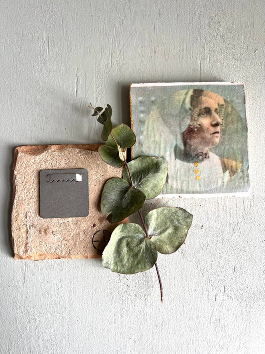 kleines Fliesenbild "Delfter Mädchen"