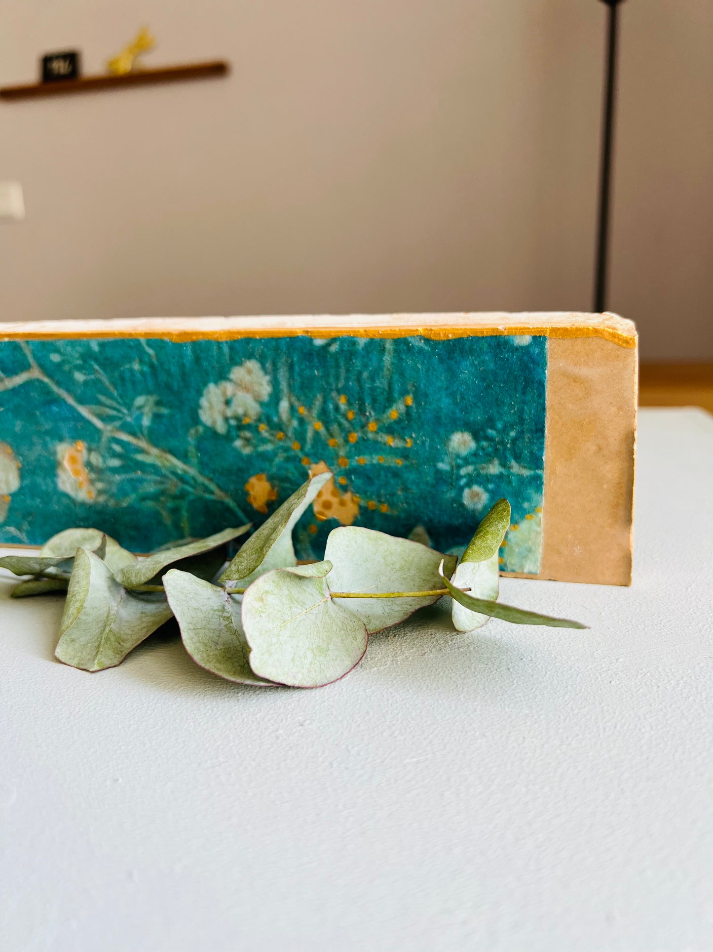 mittleres Fliesenbild "Kimono Tapete"